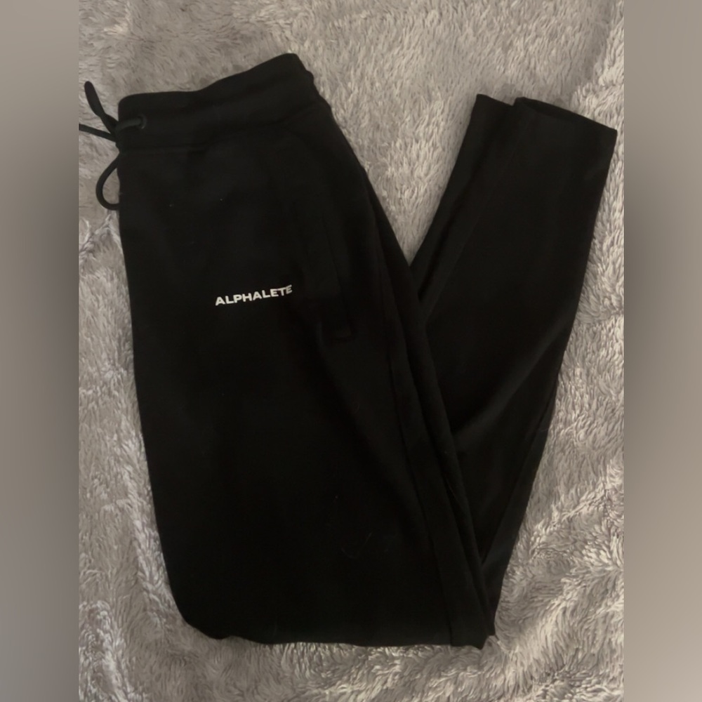 Alphalete Joggers